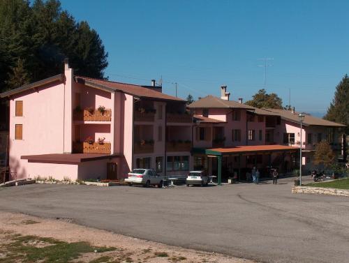 Hotel Edelweiss سان زينو دي مونتانا المظهر الخارجي الصورة