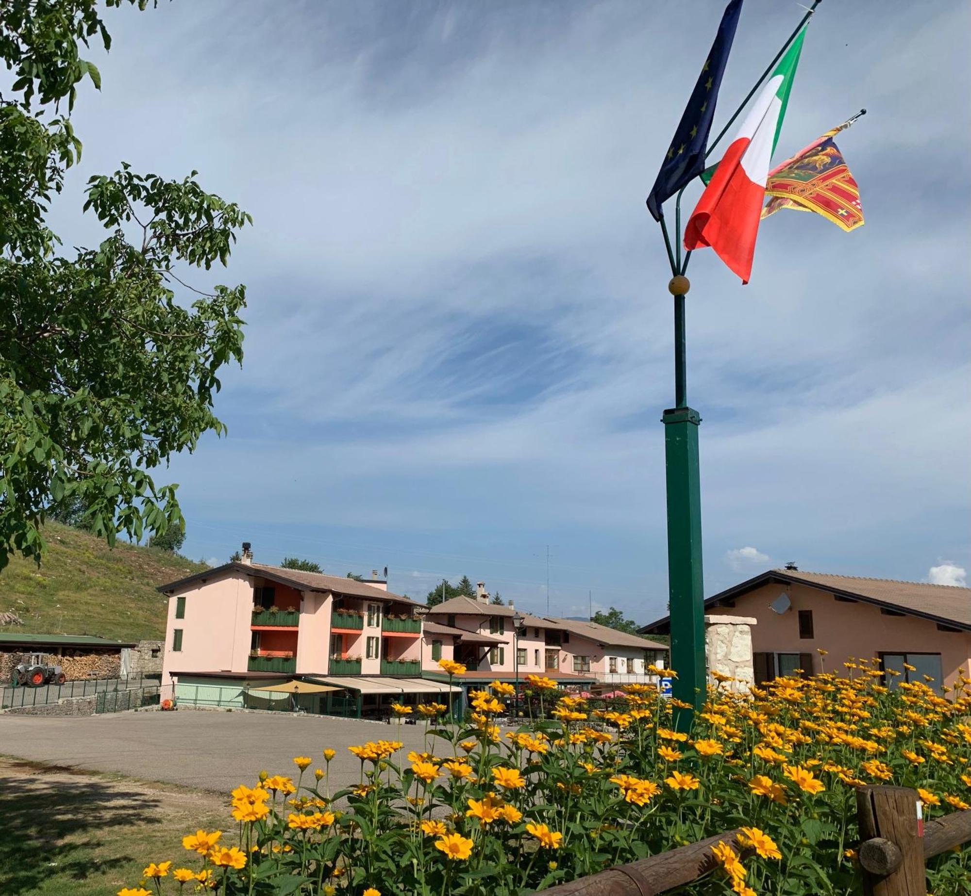 Hotel Edelweiss سان زينو دي مونتانا المظهر الخارجي الصورة